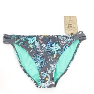 Bikini bottom NWT True Craft Sz L.  #A12